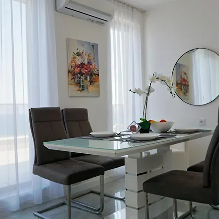 бийч вю - View Apartment Obzor